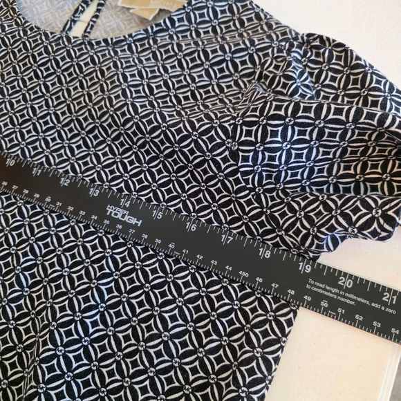 Women's Michael Kors Blouse Top XS Black White Geometric Print - Picture 7 of 8